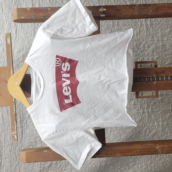 Levi's Tops - Levi's Small S cropped tee t-shirt cut-off white red shirt sleeve womens